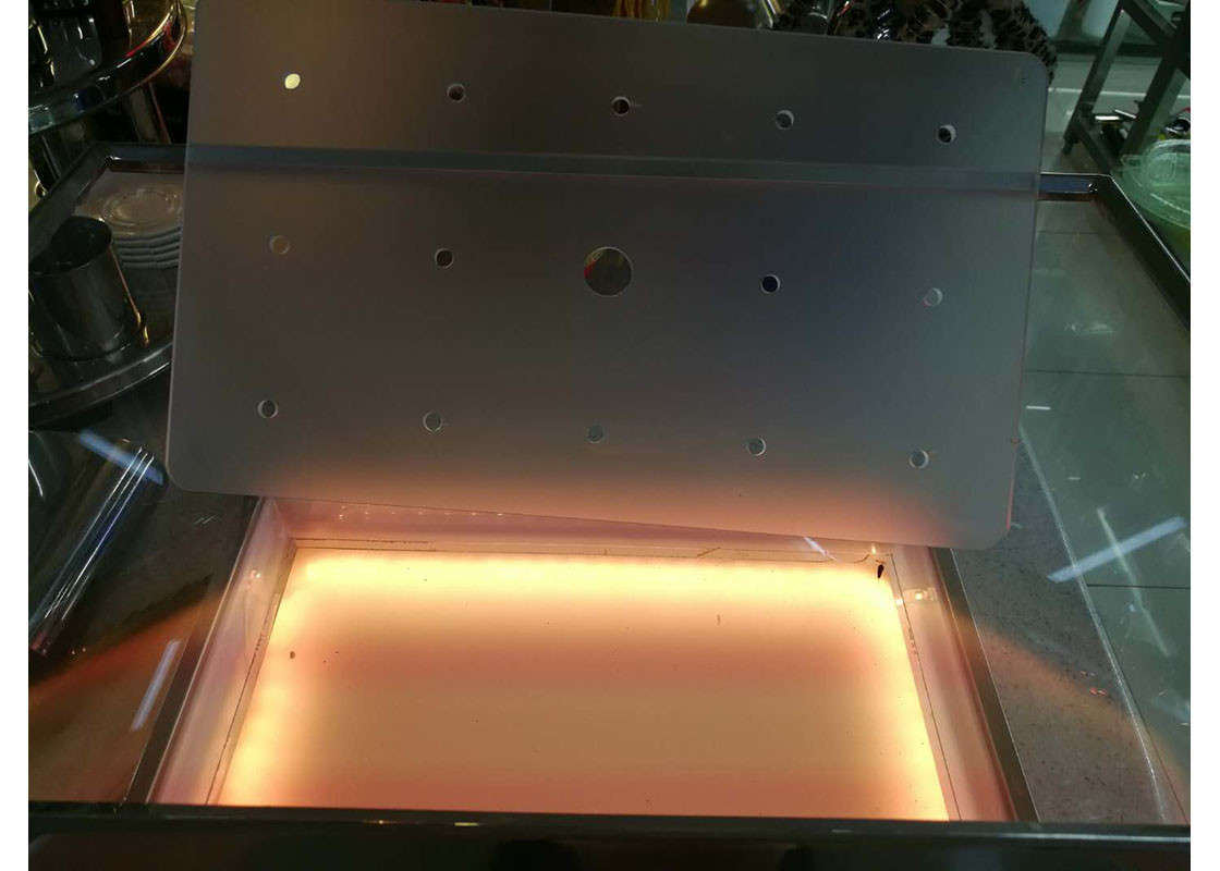 Bandeja de hielo del RGB LED con el drenaje de la placa, estación de